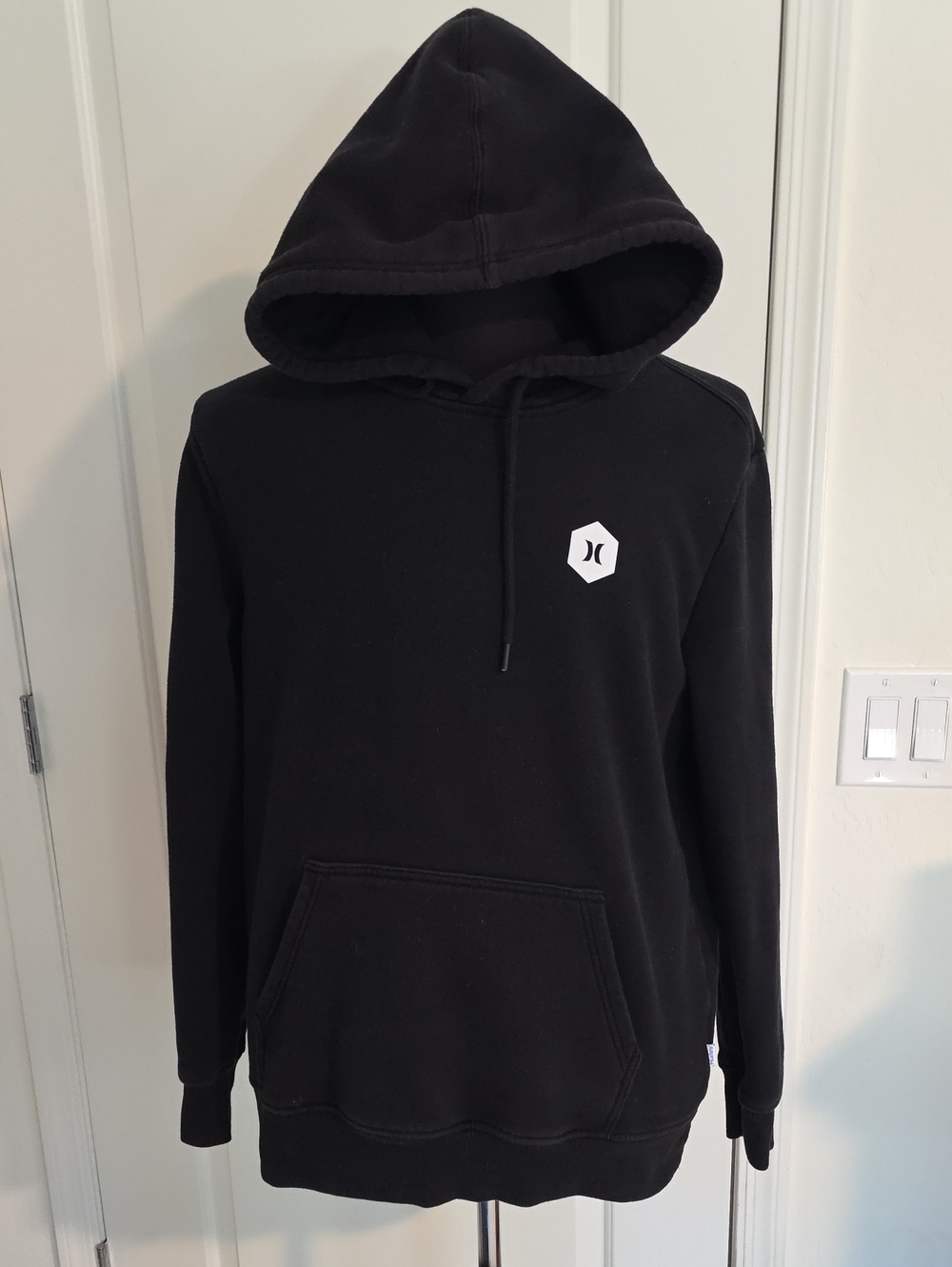 Hurley Black Men's Pullover Hoodie with White Logo